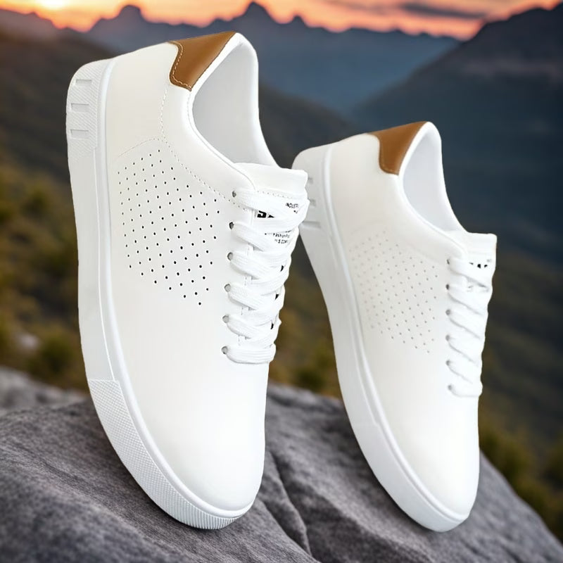Clean Low-Top Sneakers for Casual Wear - Lightweight and Breathable Design