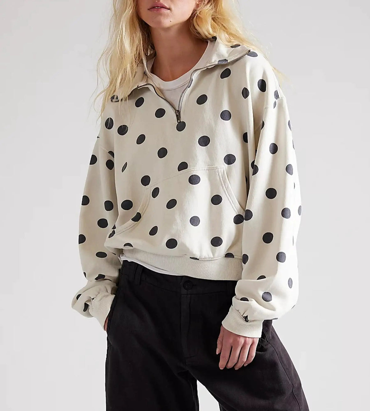 Oversized Blue Polka Dot Half-Zip Sweatshirt for Casual Wear