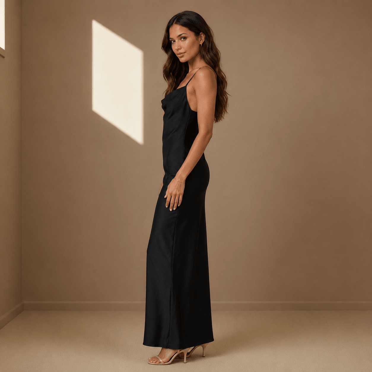 Black satin dress - Satinni