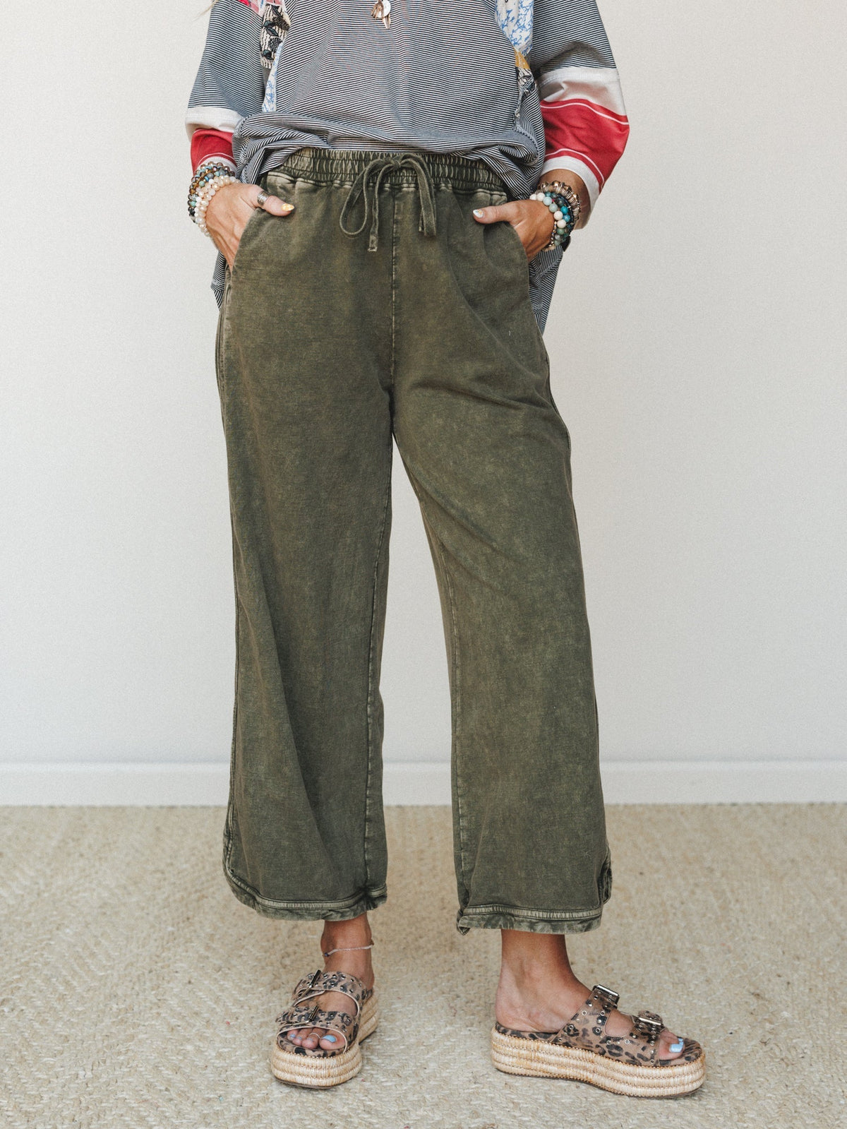 Cropped Wide Leg Pant – Olive, Comfy Fit, Casual Wear, Everyday Style