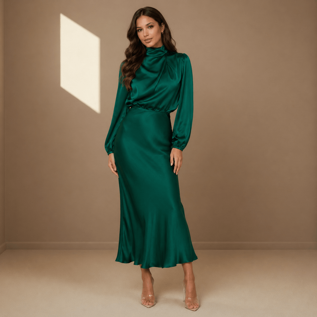 Emerald satin dress - Satinni