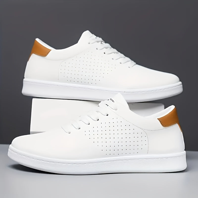 Clean Low-Top Sneakers for Casual Wear - Lightweight and Breathable Design