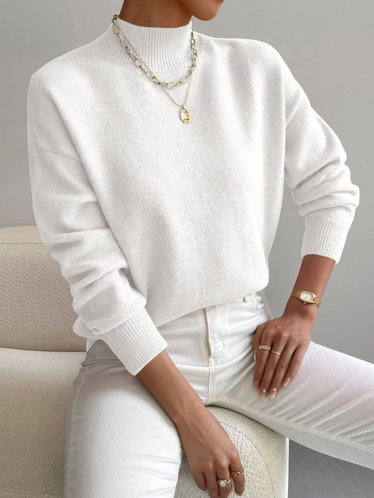 Women's Turtleneck Sweater - Soft Knit Fabric - Elegant Winter Fashion - Satinni