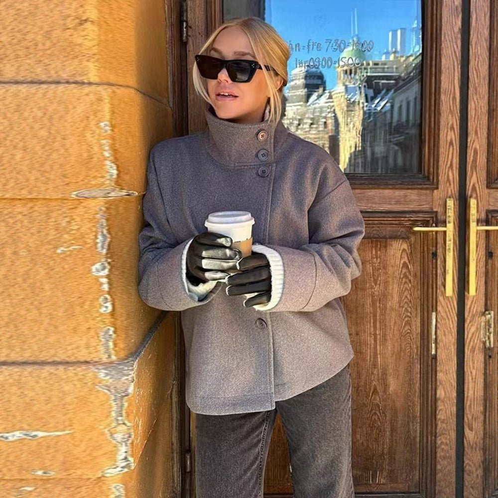 Wool Long-Sleeve Women's Jacket with Stand-Up Collar for Cold Weather Wear - Satinni